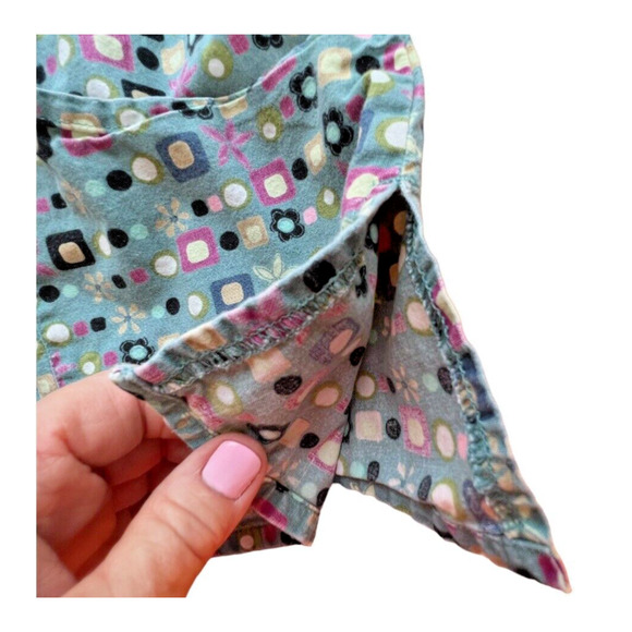 Dickies V Neck Cotton Scrub Top Pockets Womens XS Mulicolor Dots Flowers Nursing - Picture 7 of 14